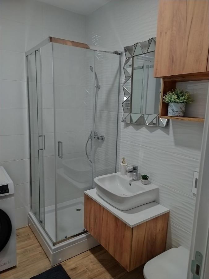 Milla Lux * Novi Sad